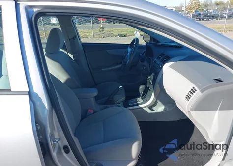 2010 Toyota Corolla Le z USA, uszkodzony, nr VIN 2T1BU4EEXAC257313